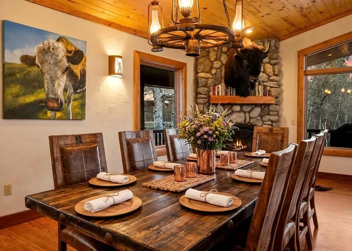 Spacious Retreat With Stone Fireplace & Pond Views In Banner, Wyoming *