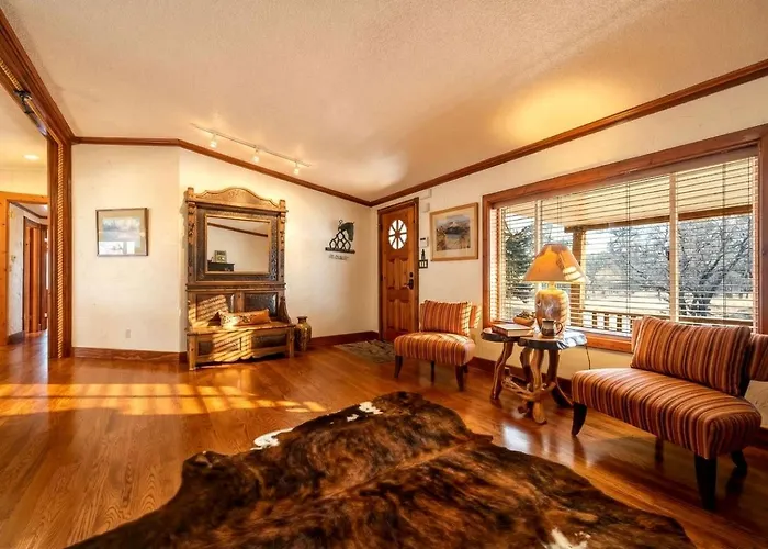 Holiday home Spacious Retreat With Stone Fireplace & Pond Views In Banner, Wyoming *