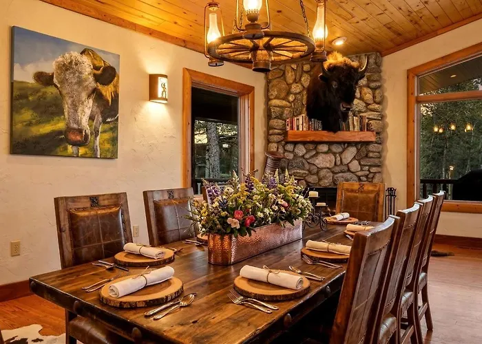 Holiday home Spacious Retreat With Stone Fireplace & Pond Views In Banner, Wyoming *